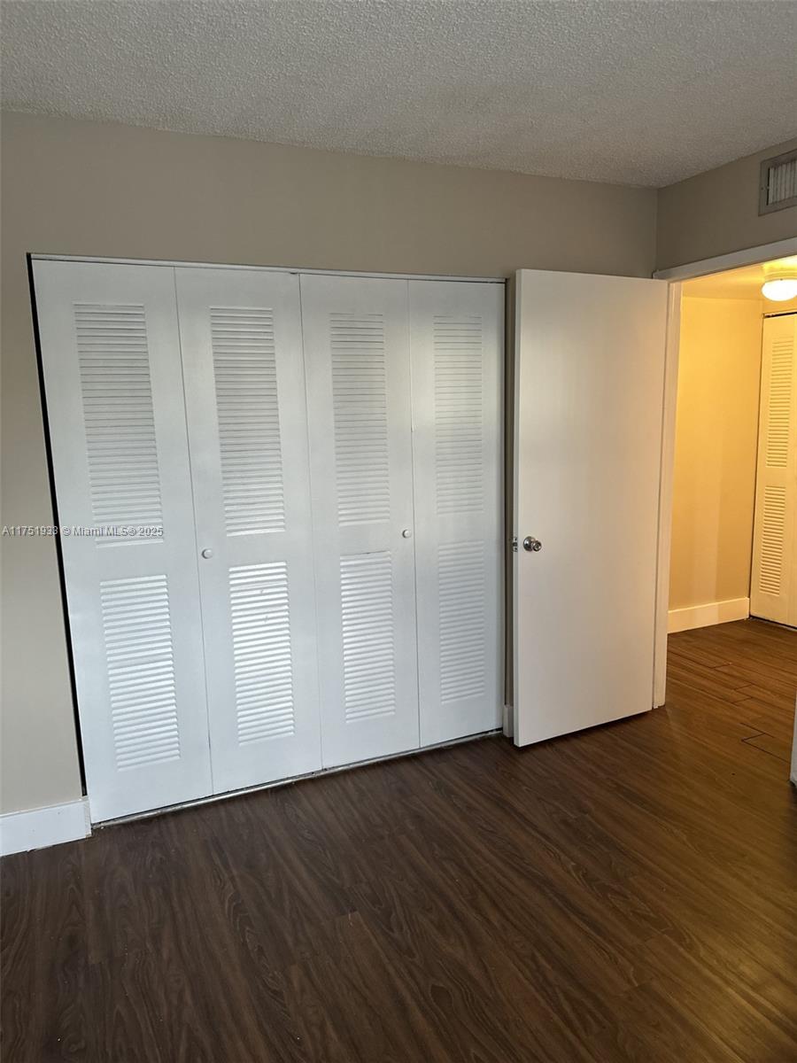 9783 Nob Hill Ct 9783 Property Photo 5