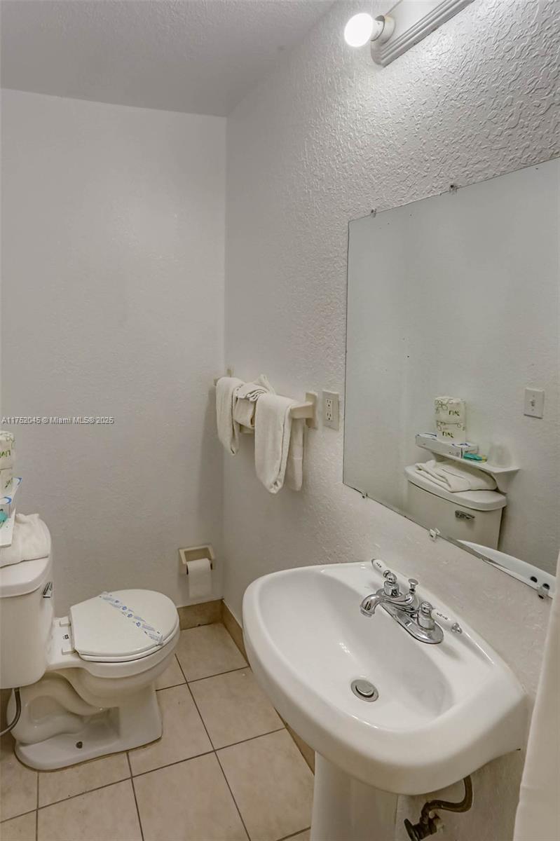 1419 S Federal Hwy Property Photo 43