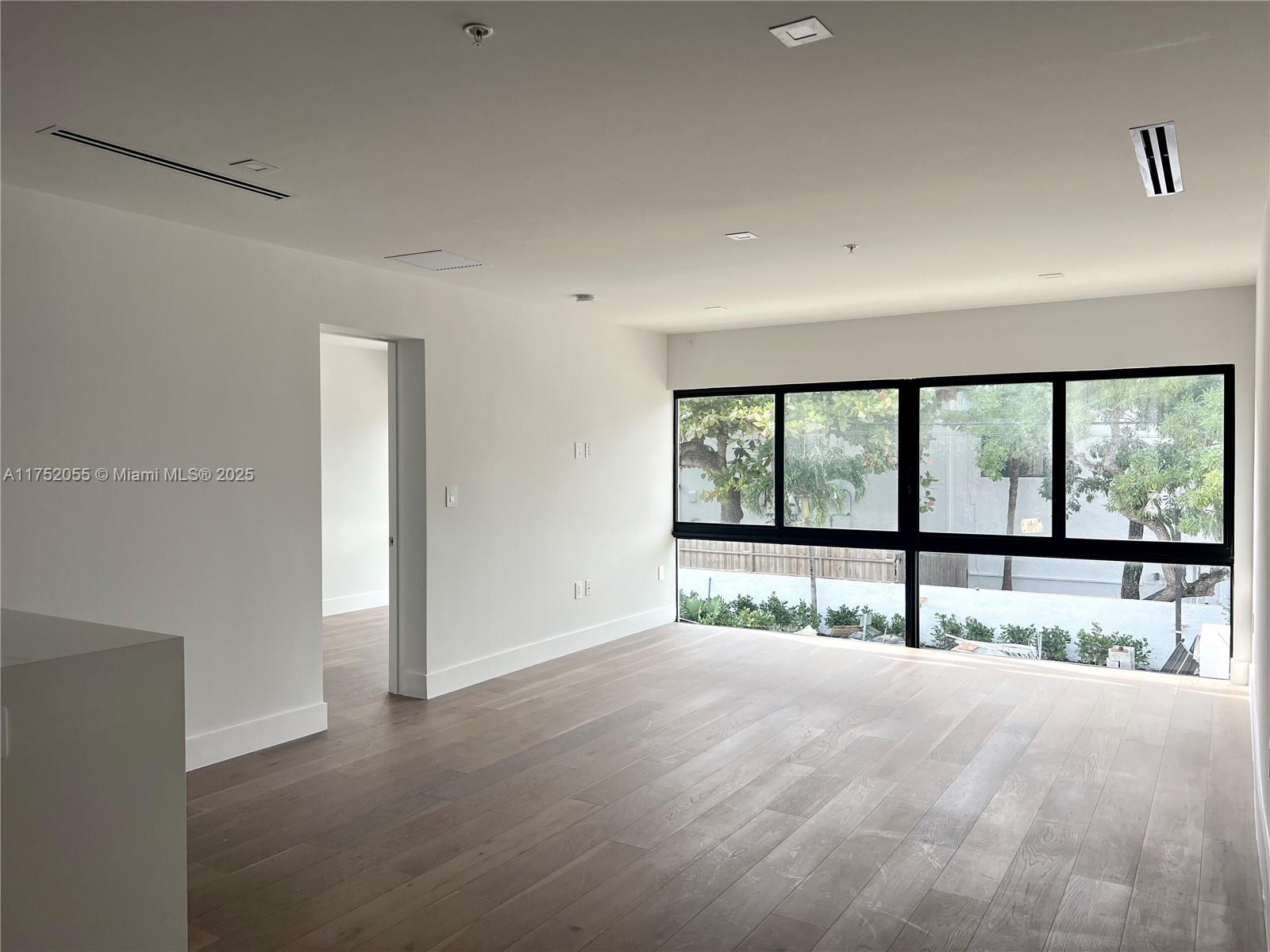 200 Sunrise Dr 200c Property Photo 5