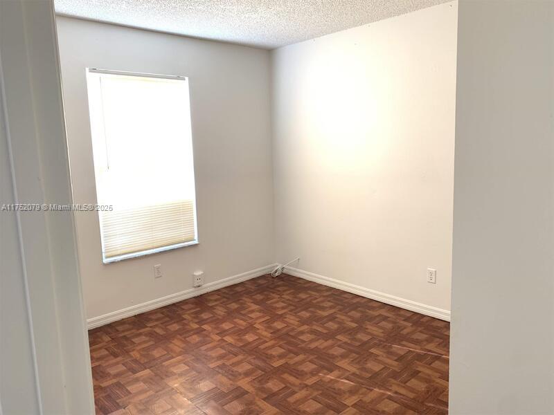 848 Sw 10th St N/a Property Photo 8