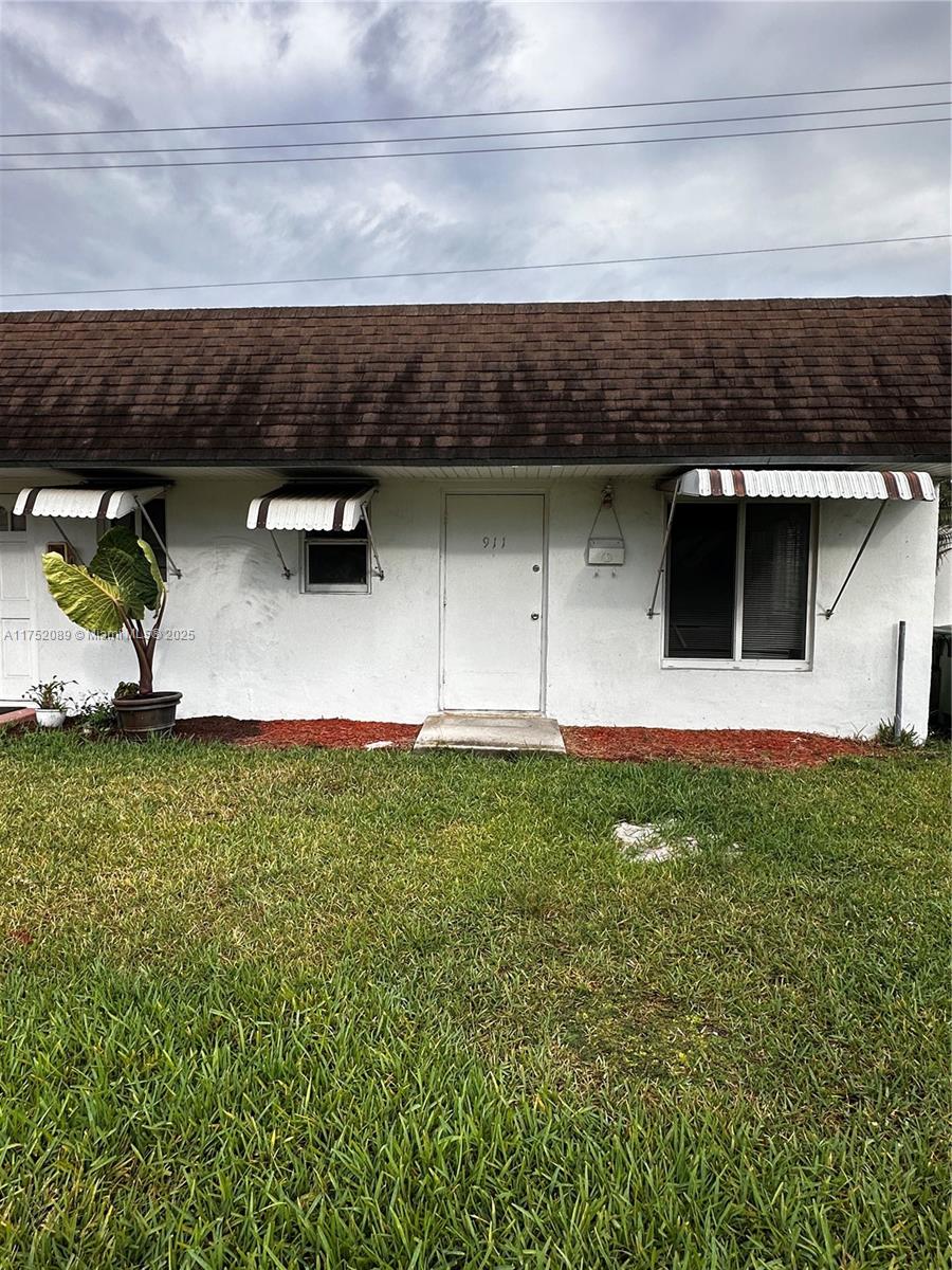 911 Ne 5th Ave 911 Property Photo 1