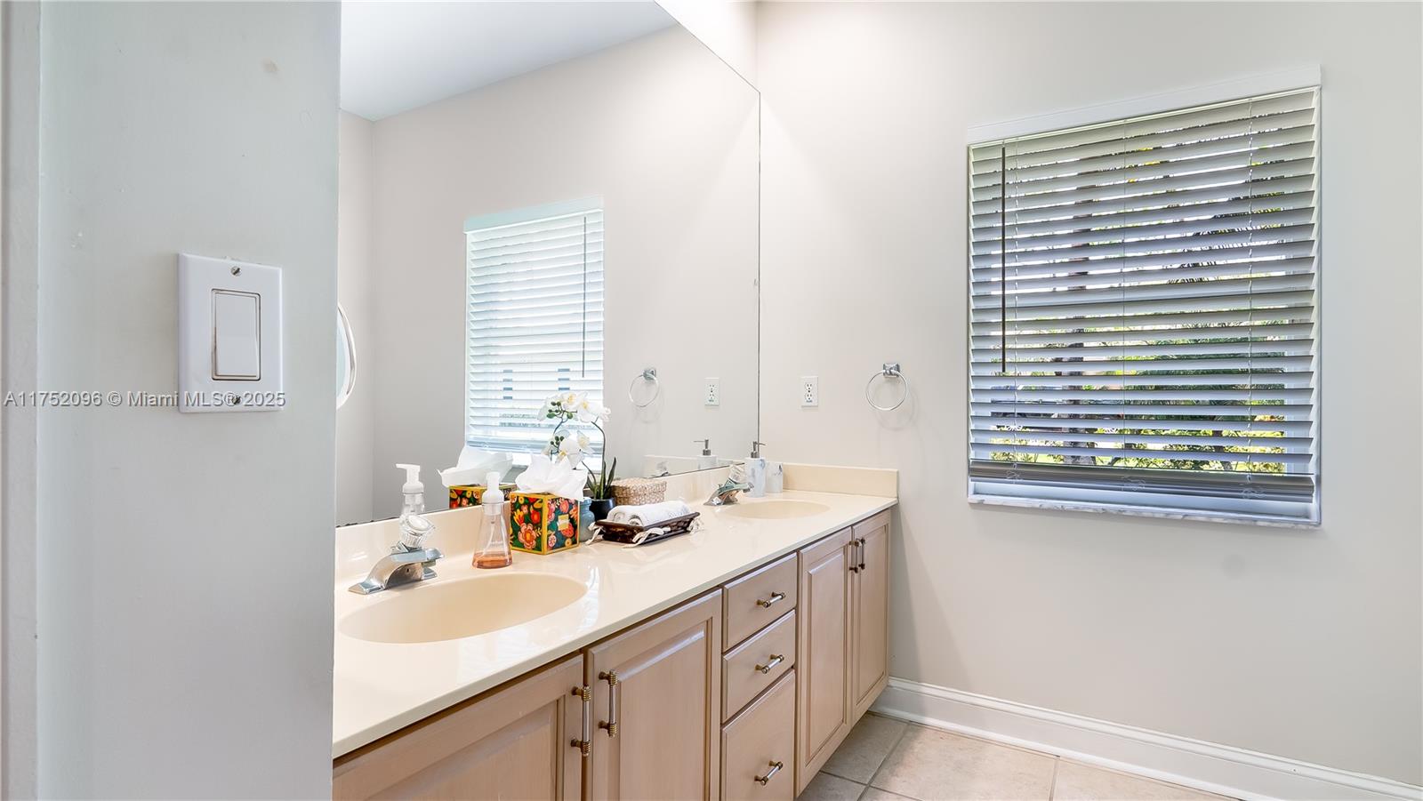 11859 Sanbourn Ct Property Photo 45