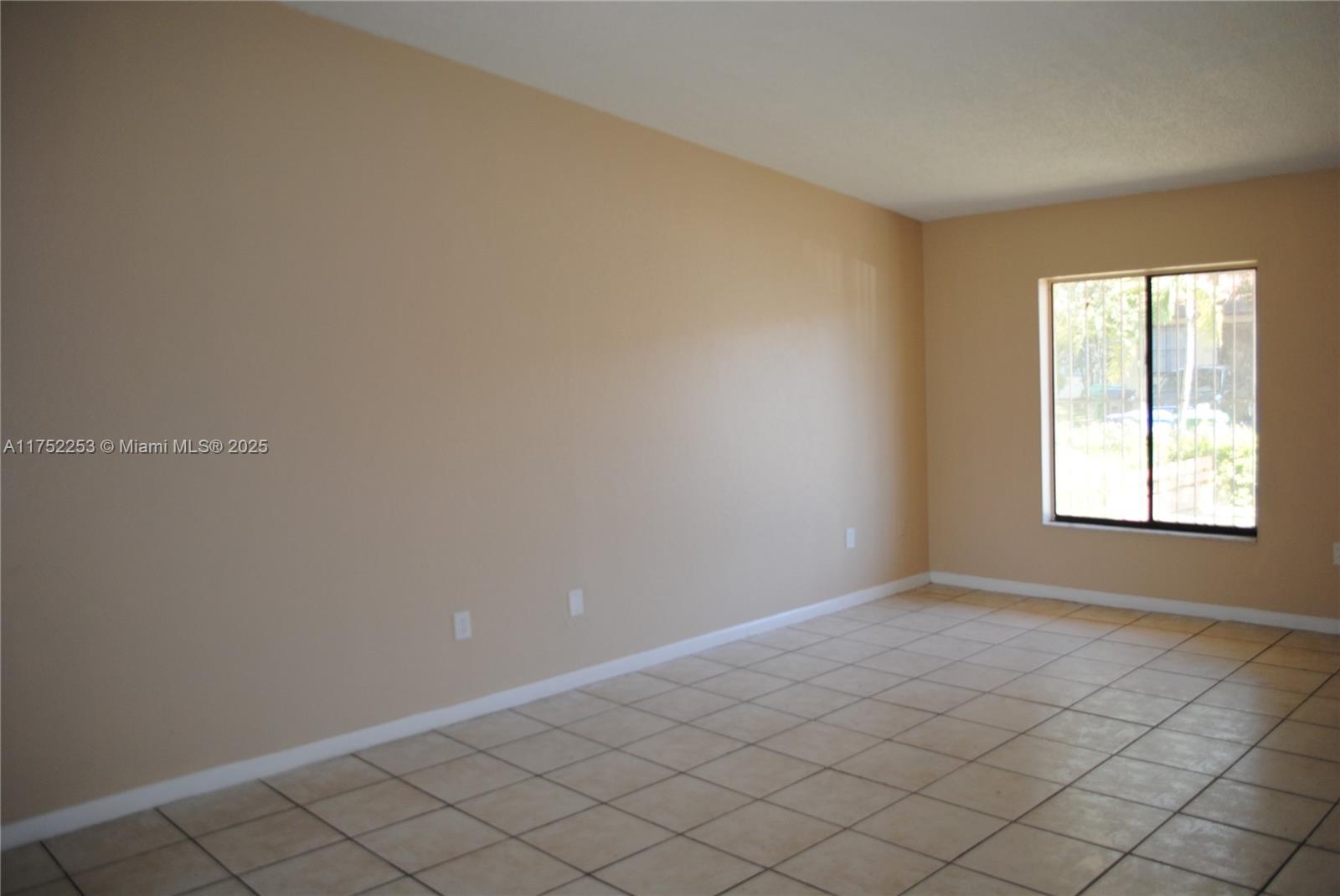14118 Sw 282nd St . Property Photo 3