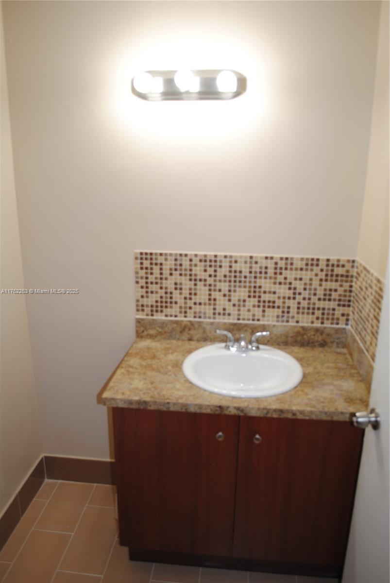 14118 Sw 282nd St . Property Photo 13