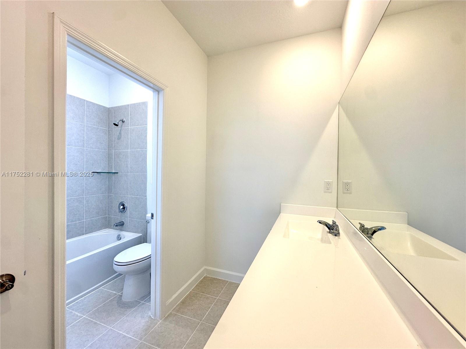 1479 Se Ct-24 Property Photo 13