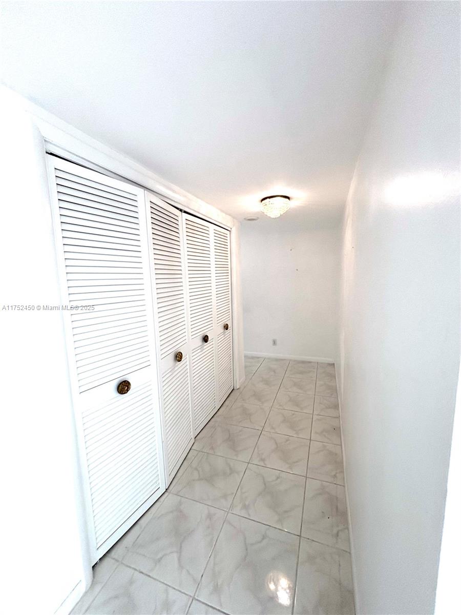 500 Three Islands Blvd 512 Property Photo 16