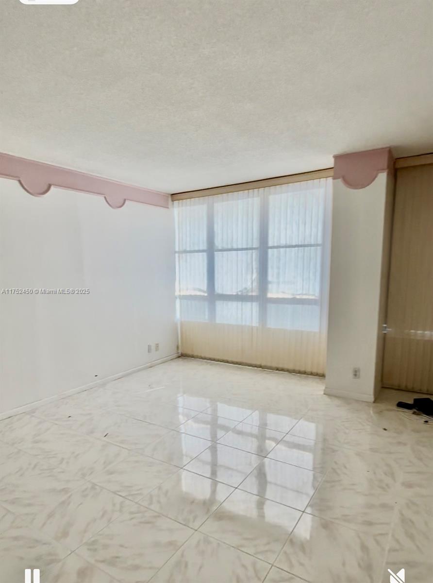 500 Three Islands Blvd 512 Property Photo 17