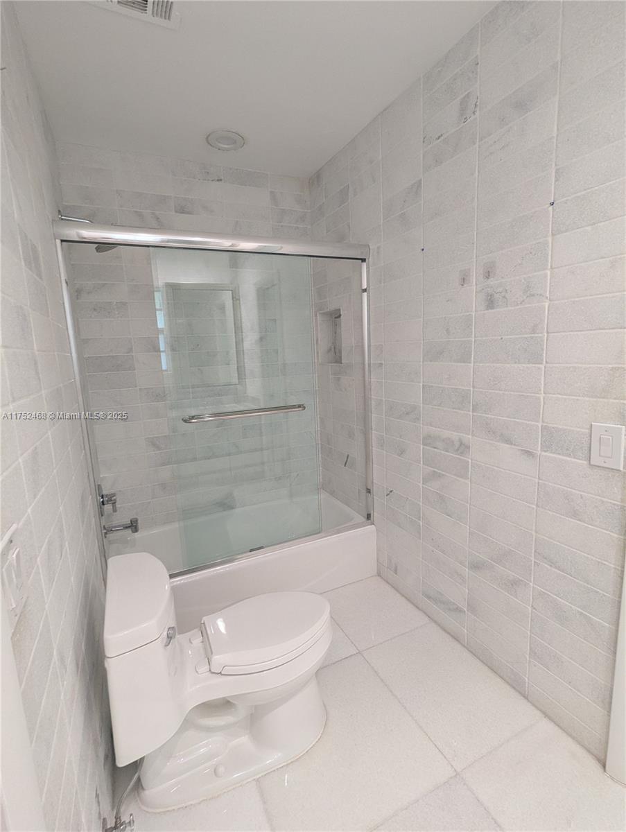 5920 Maynada St Property Photo 24