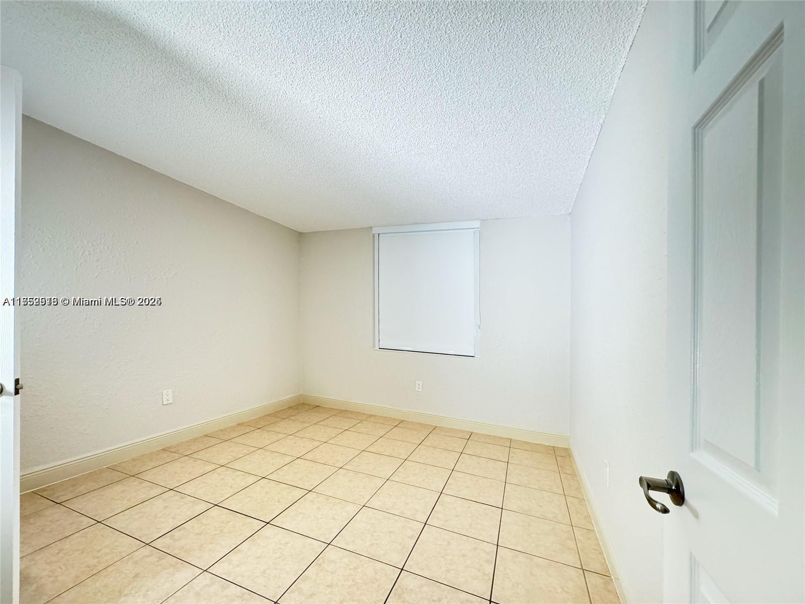9460 Fontainebleau Blvd 132 Property Photo 15