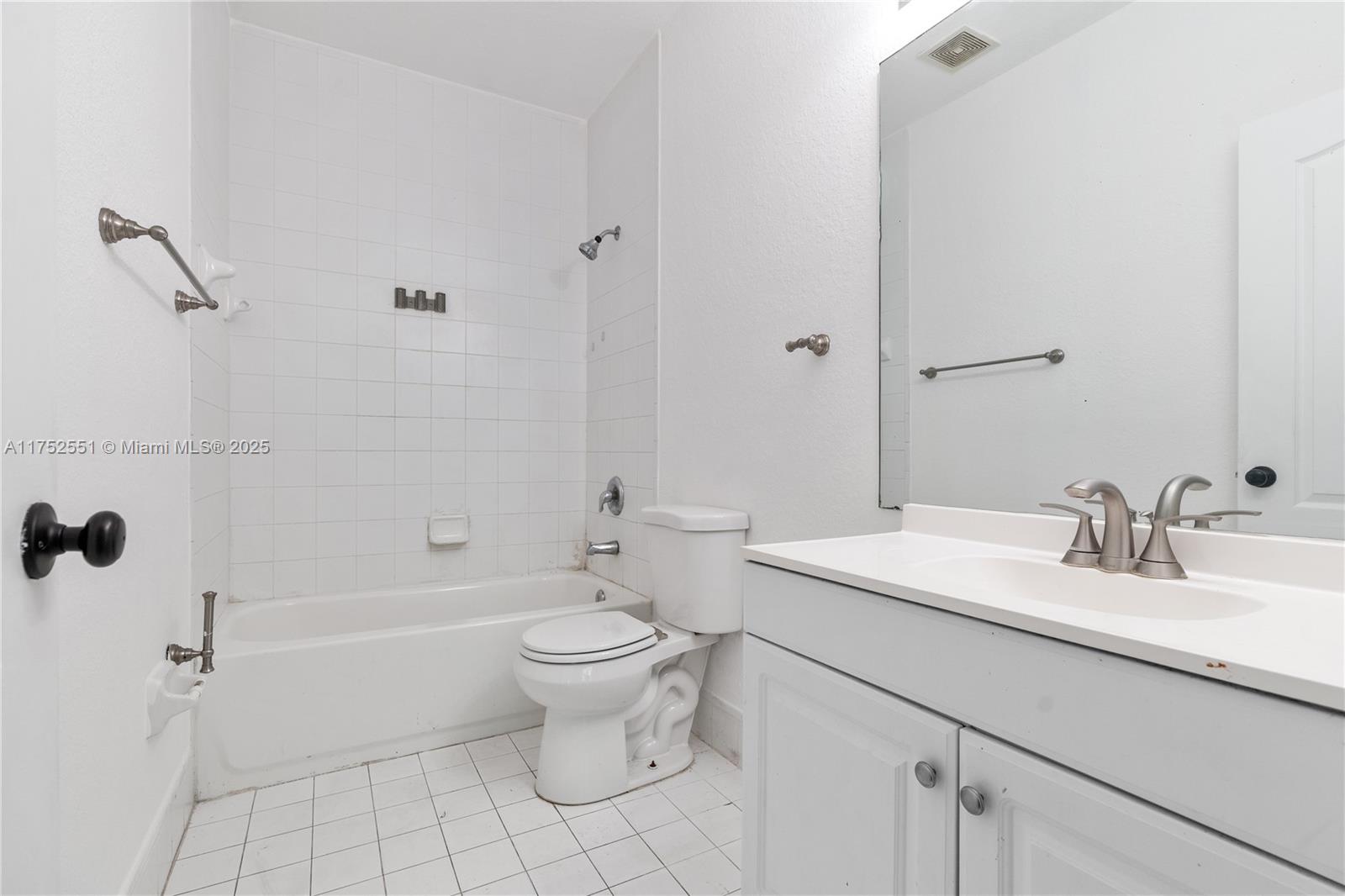 1543 Se 25th St 205 Property Photo 18