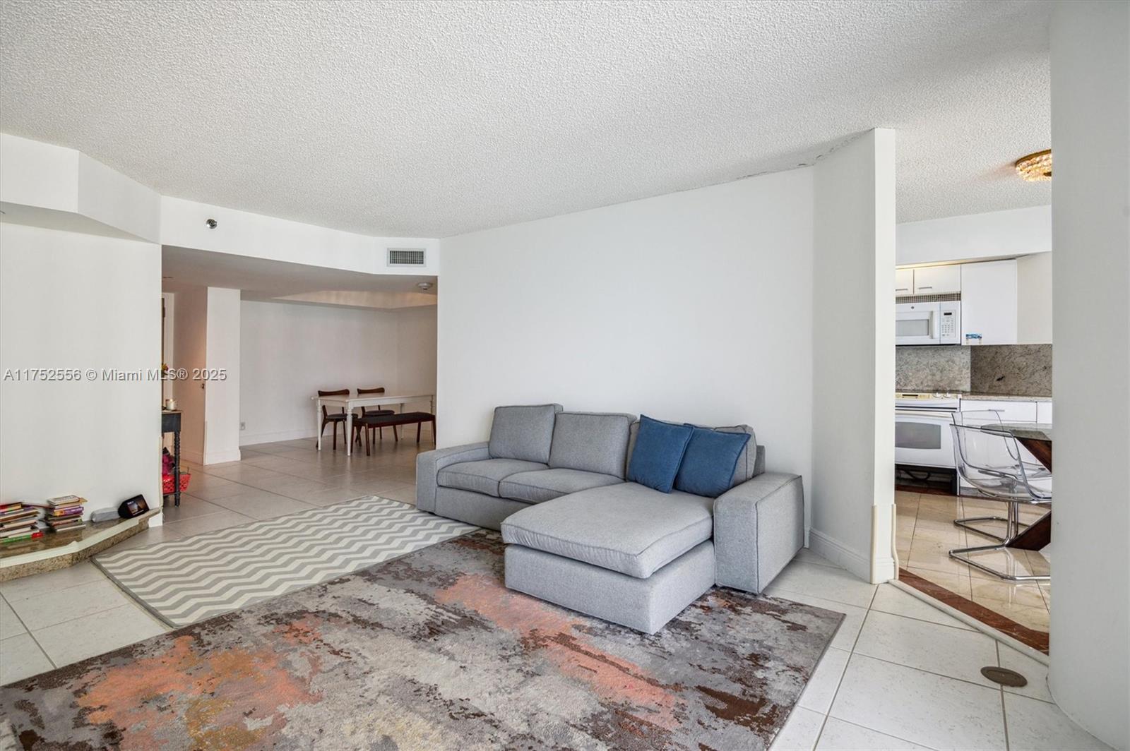 16485 Collins Ave 2035 Property Photo 4