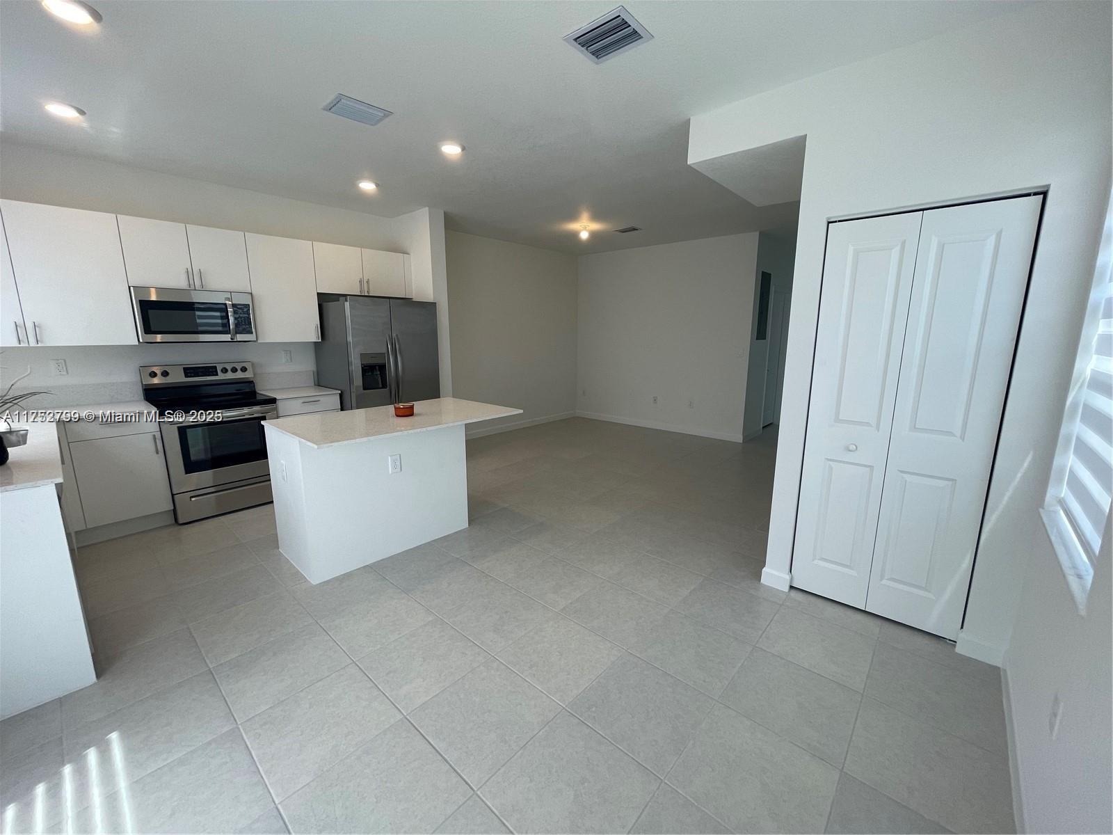 12944 Sw 233rd Ter 12944 Property Photo 4