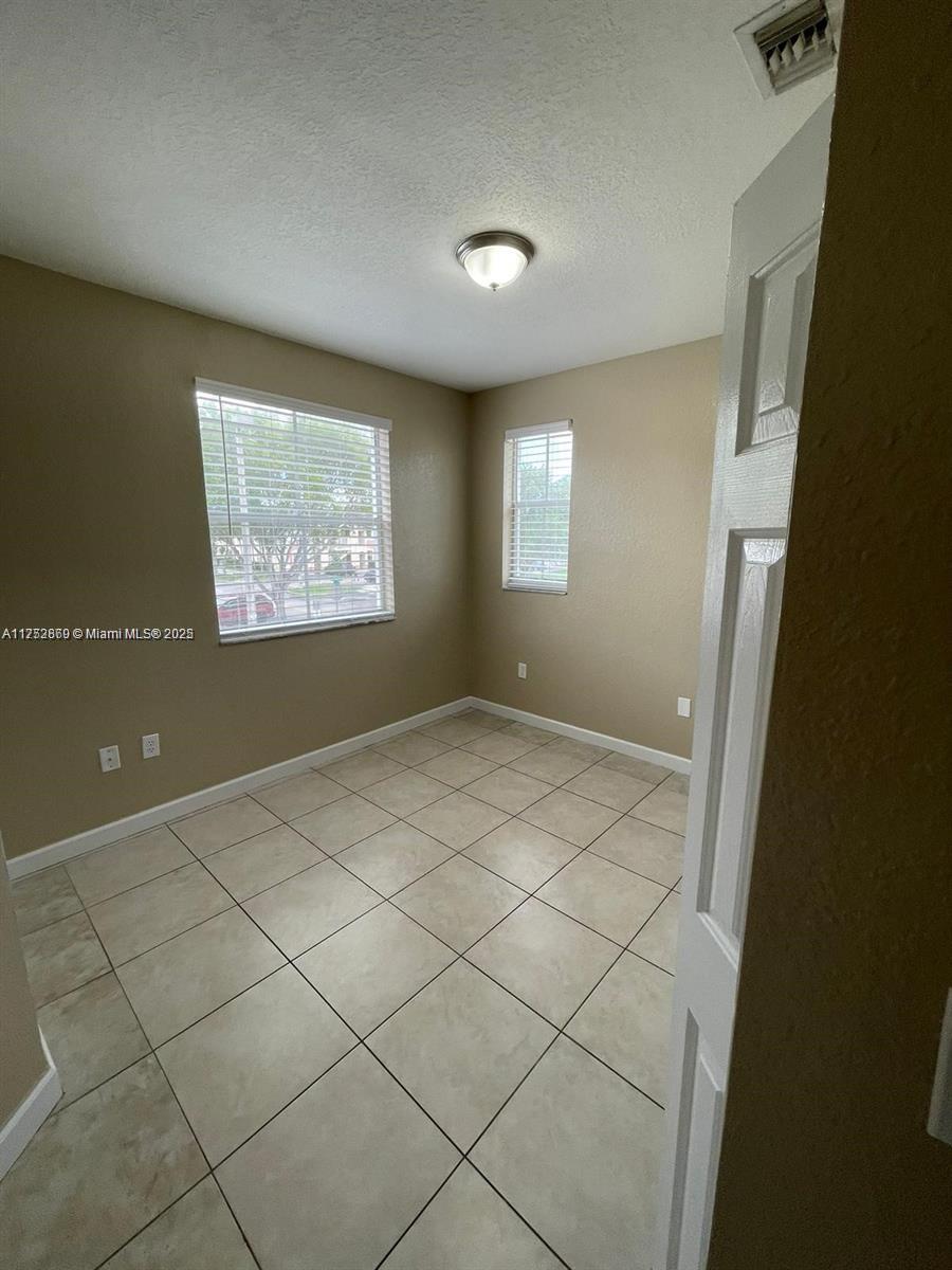 1666 Se 27th Ct 208 Property Photo 8