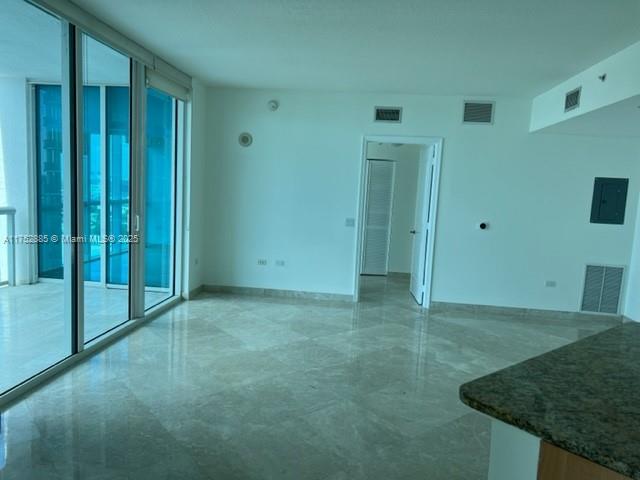 480 Ne 30th St 1803 Property Photo 5
