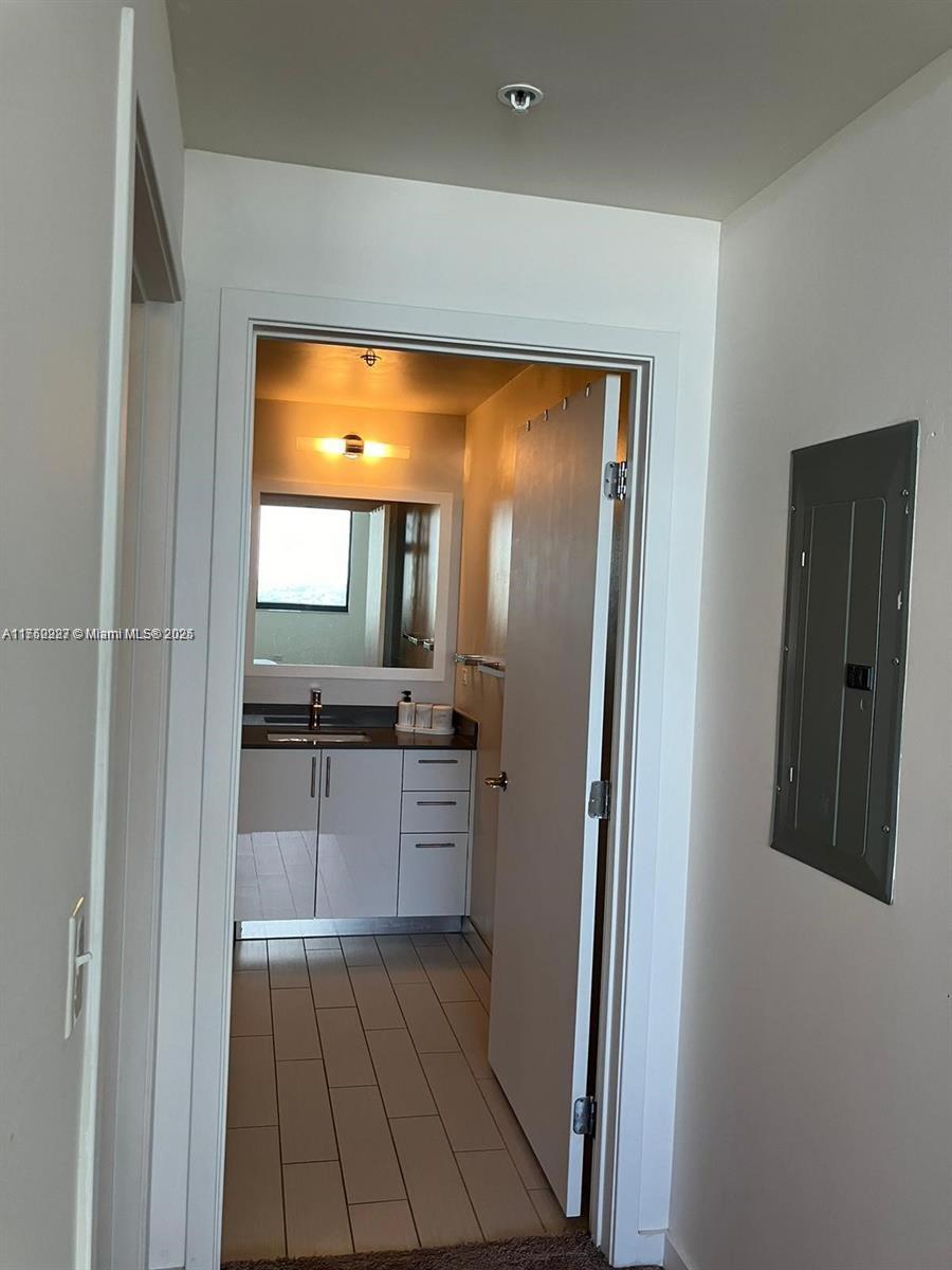 999 Sw 1st Ave 2413 Property Photo 15