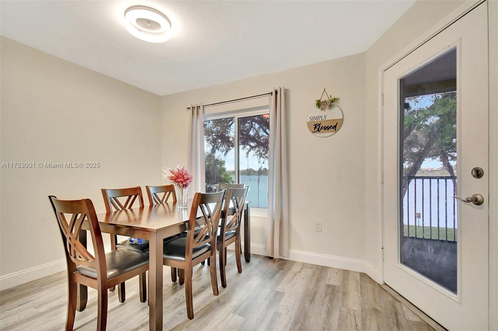 2445 Nw 33rd St 1410 Property Photo 7