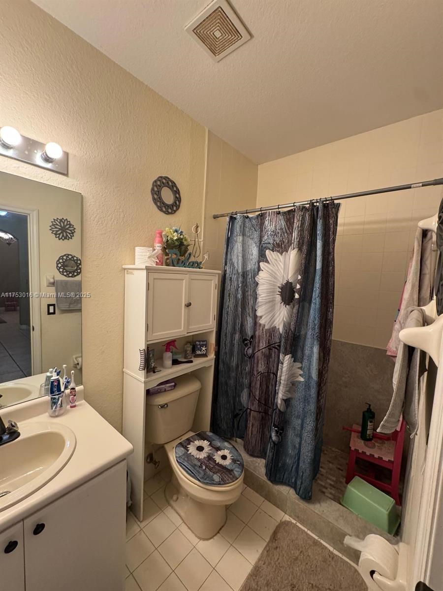 1692 Se 29th Ct 201 Property Photo 16