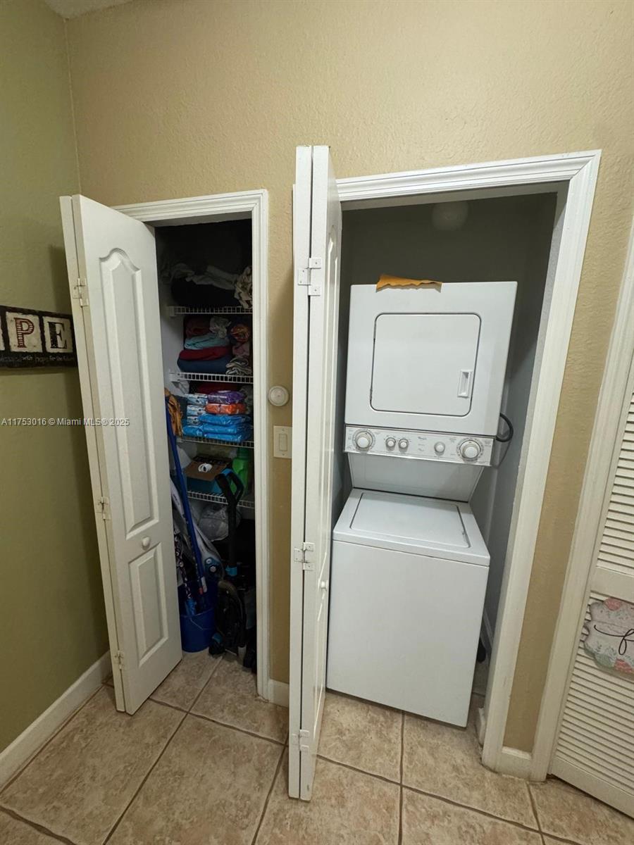 1692 Se 29th Ct 201 Property Photo 18