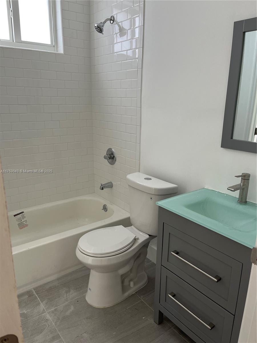 321 Sw 9th Ave 07 Property Photo 4