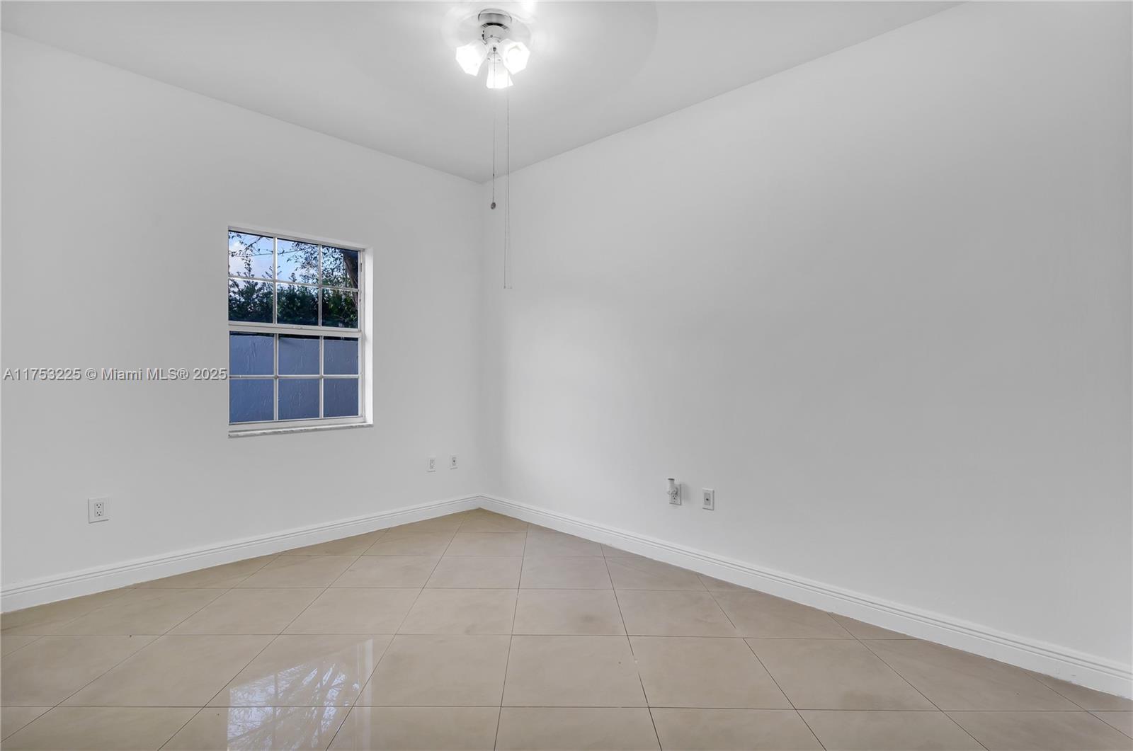 2841 Sw 132nd Ave Property Photo 45