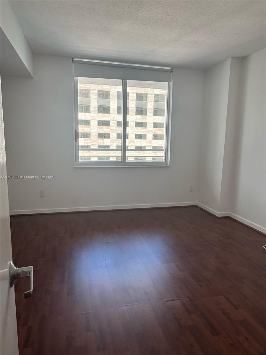 335 S Biscayne Bl 3204 Property Photo 10