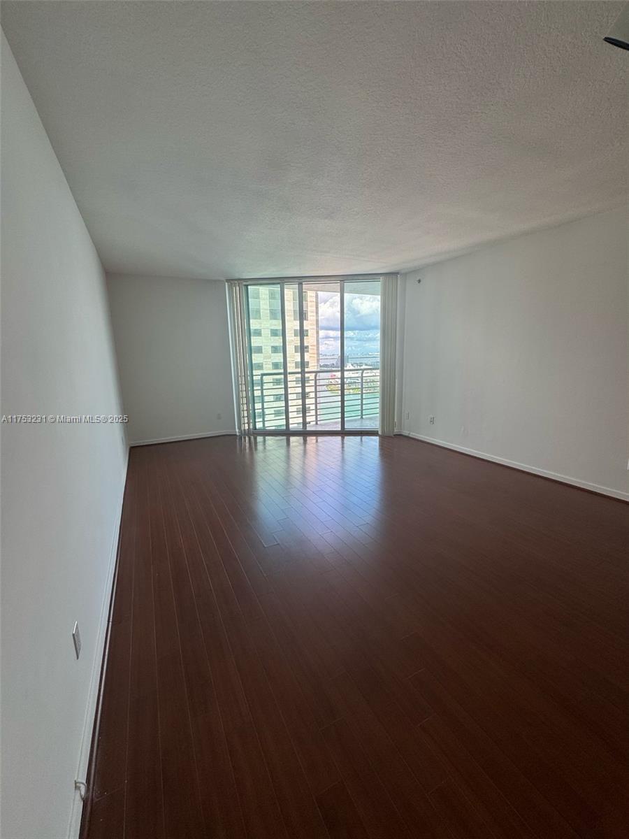 335 S Biscayne Bl 3204 Property Photo 11