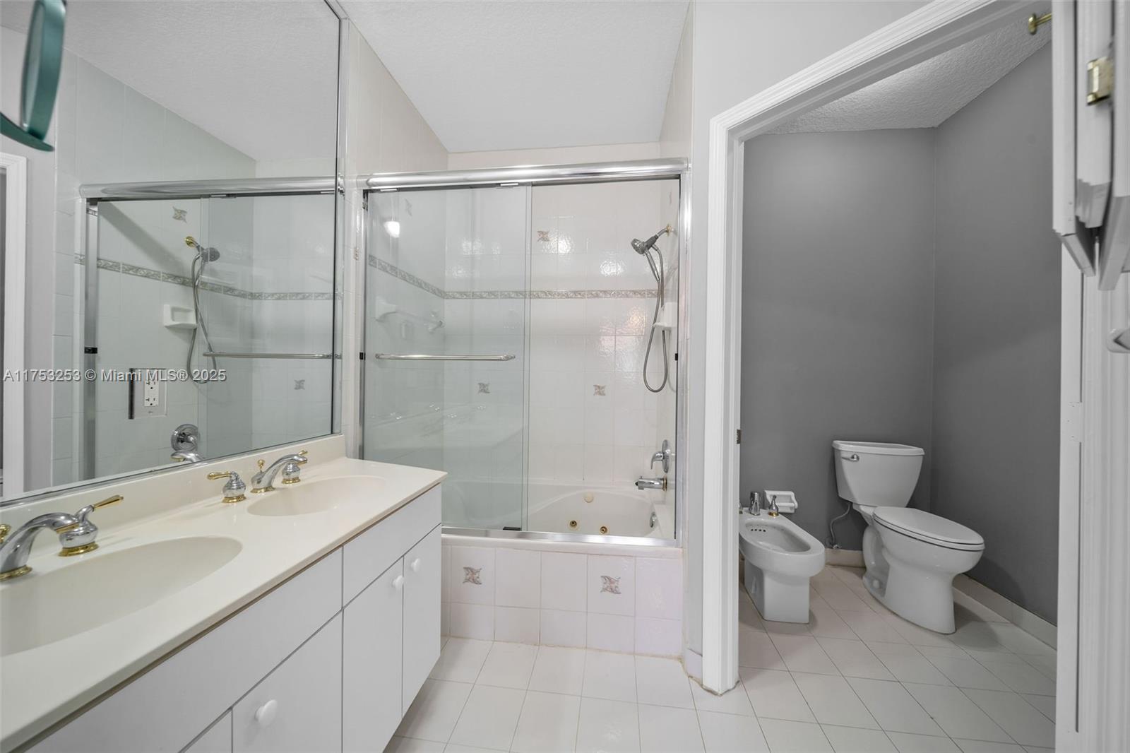 8915 Sw 108th Path 8915 Property Photo 22