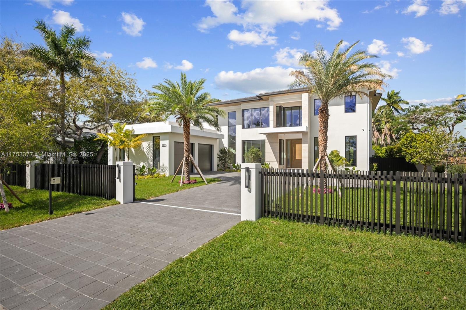 6225 Snapper Creek Drive Property Photo 30
