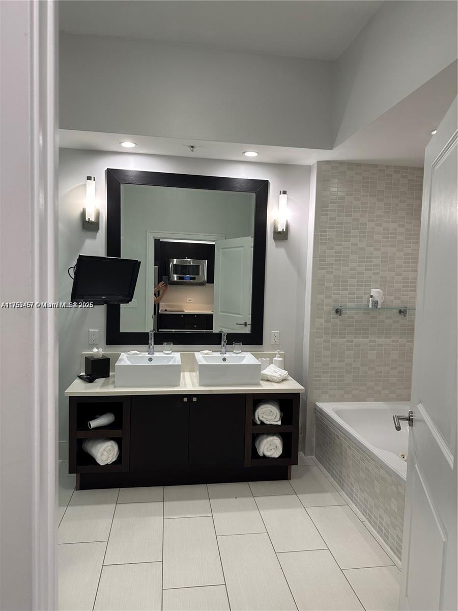 5300 Nw 87th 1007 Property Photo 10