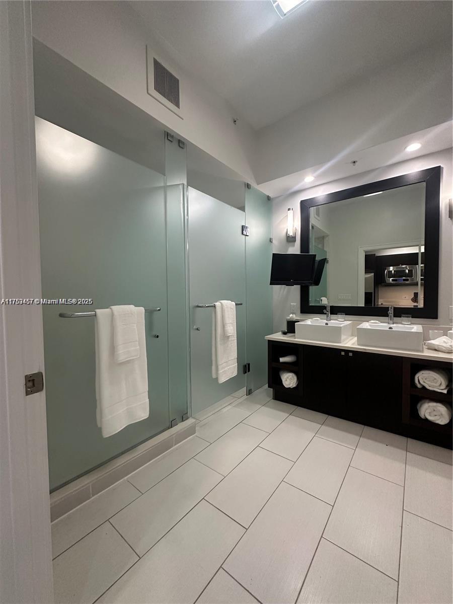 5300 Nw 87th 1007 Property Photo 12