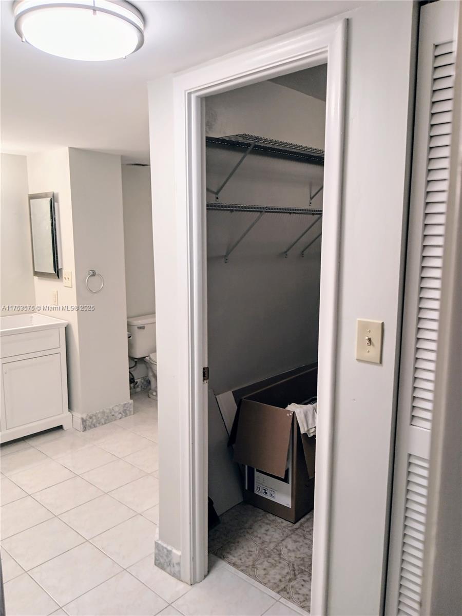 1149 Hillsboro Mile 309 Property Photo 50