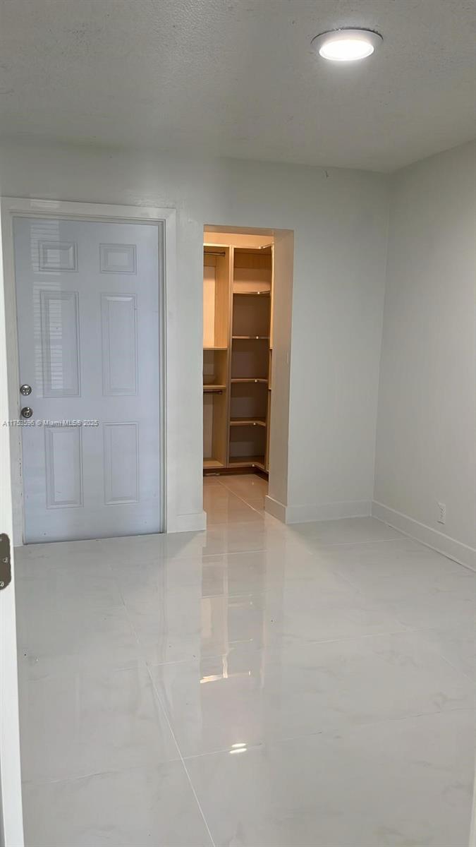 6051 Arthur St 14 Property Photo 3