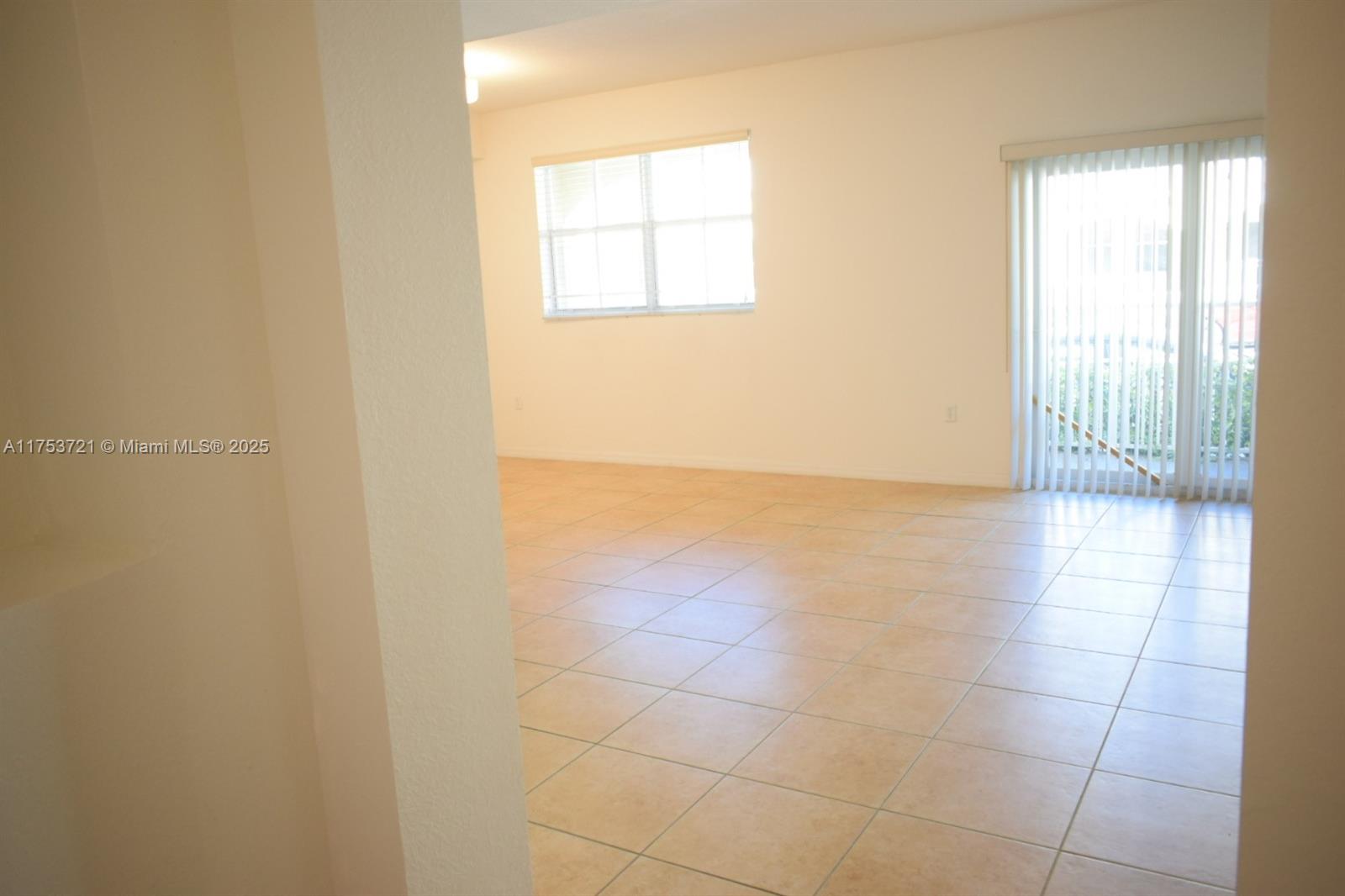 8800 Nw 107th Ct 109 Property Photo 11