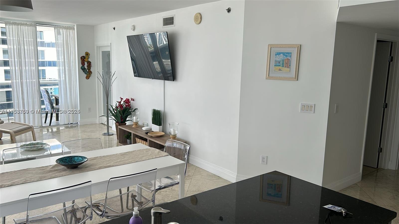 1830 S Ocean Dr 3208 Property Photo 14