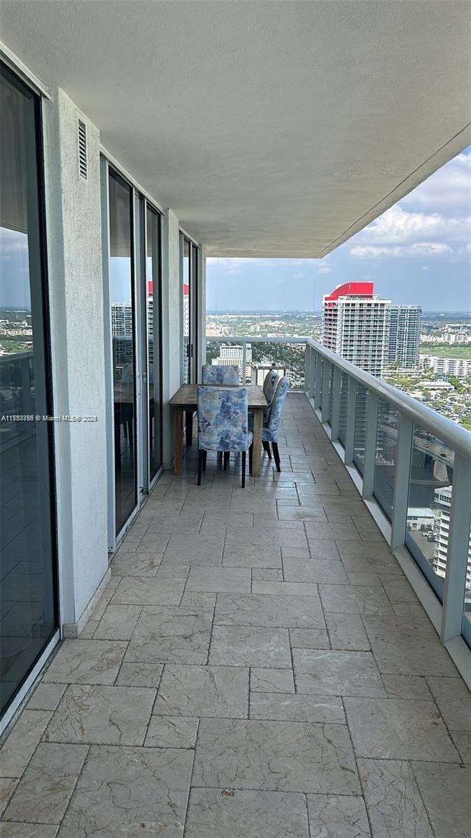 1830 S Ocean Dr 3208 Property Photo 28