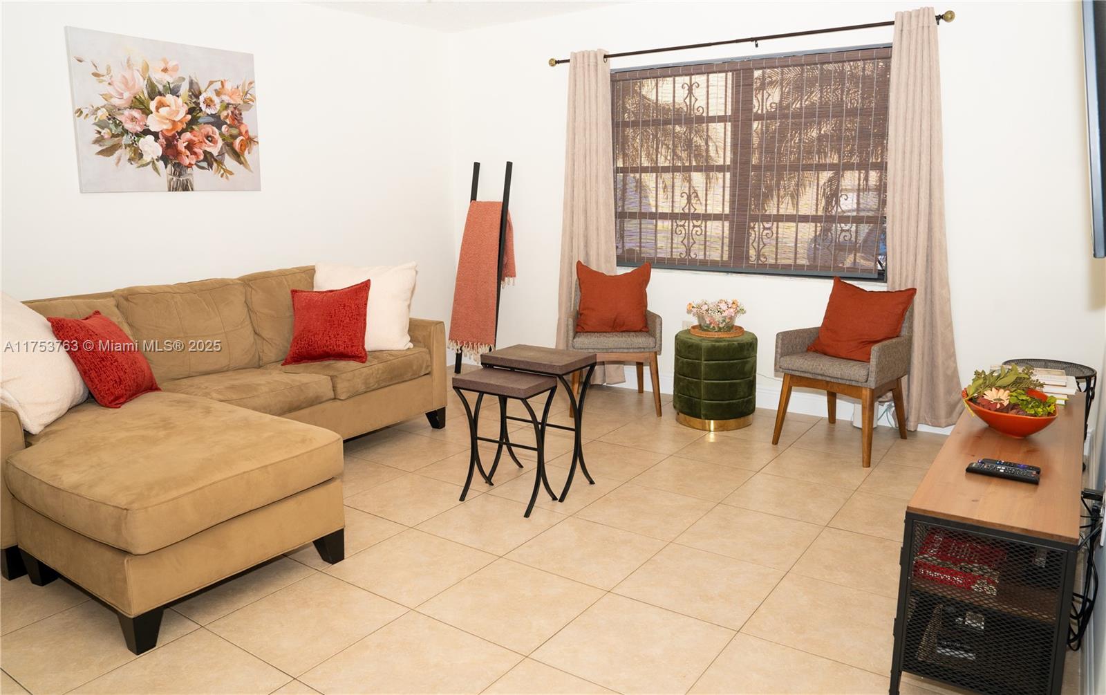 4050 Nw 135th St 8-9 Property Photo