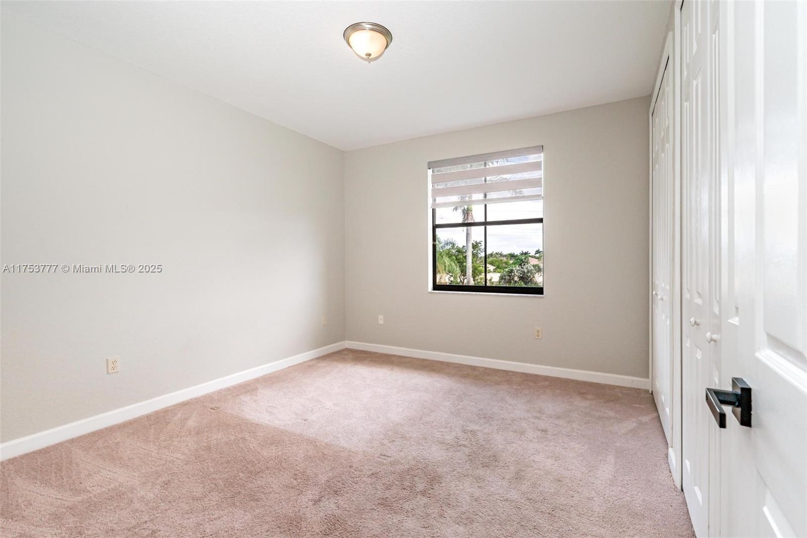 1748 Sw 195th Ave Property Photo 24