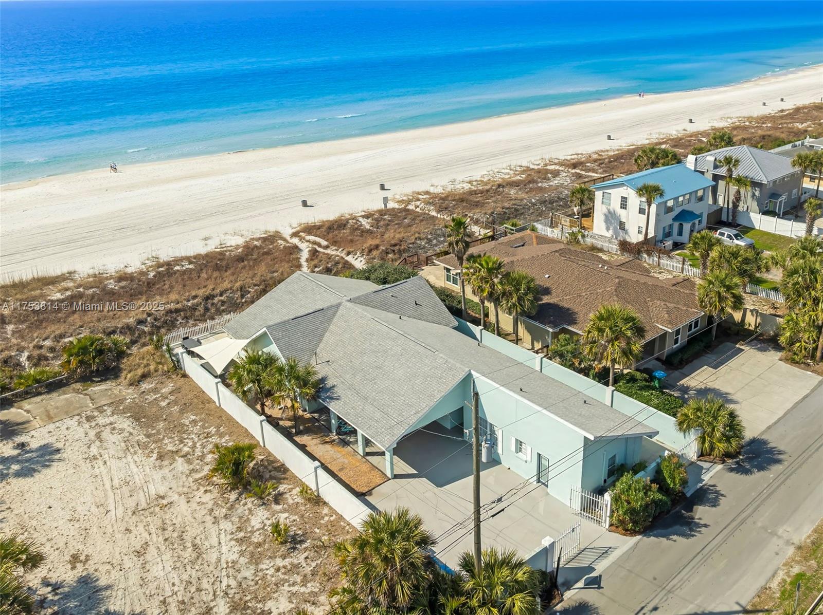 13011 Oleander Dr Property Photo