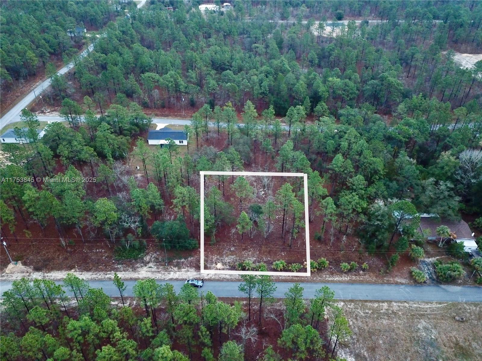 Nw Narcissus Road Property Photo 1