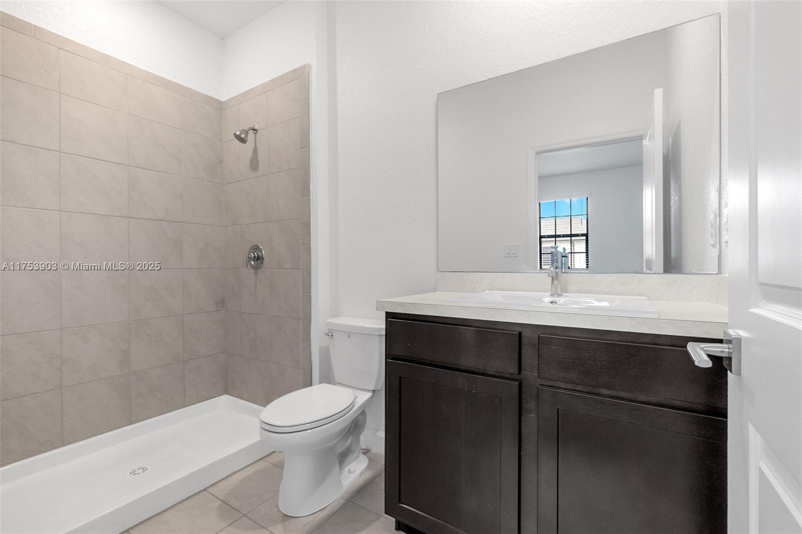 1150 Sw 6th Ct Property Photo 12