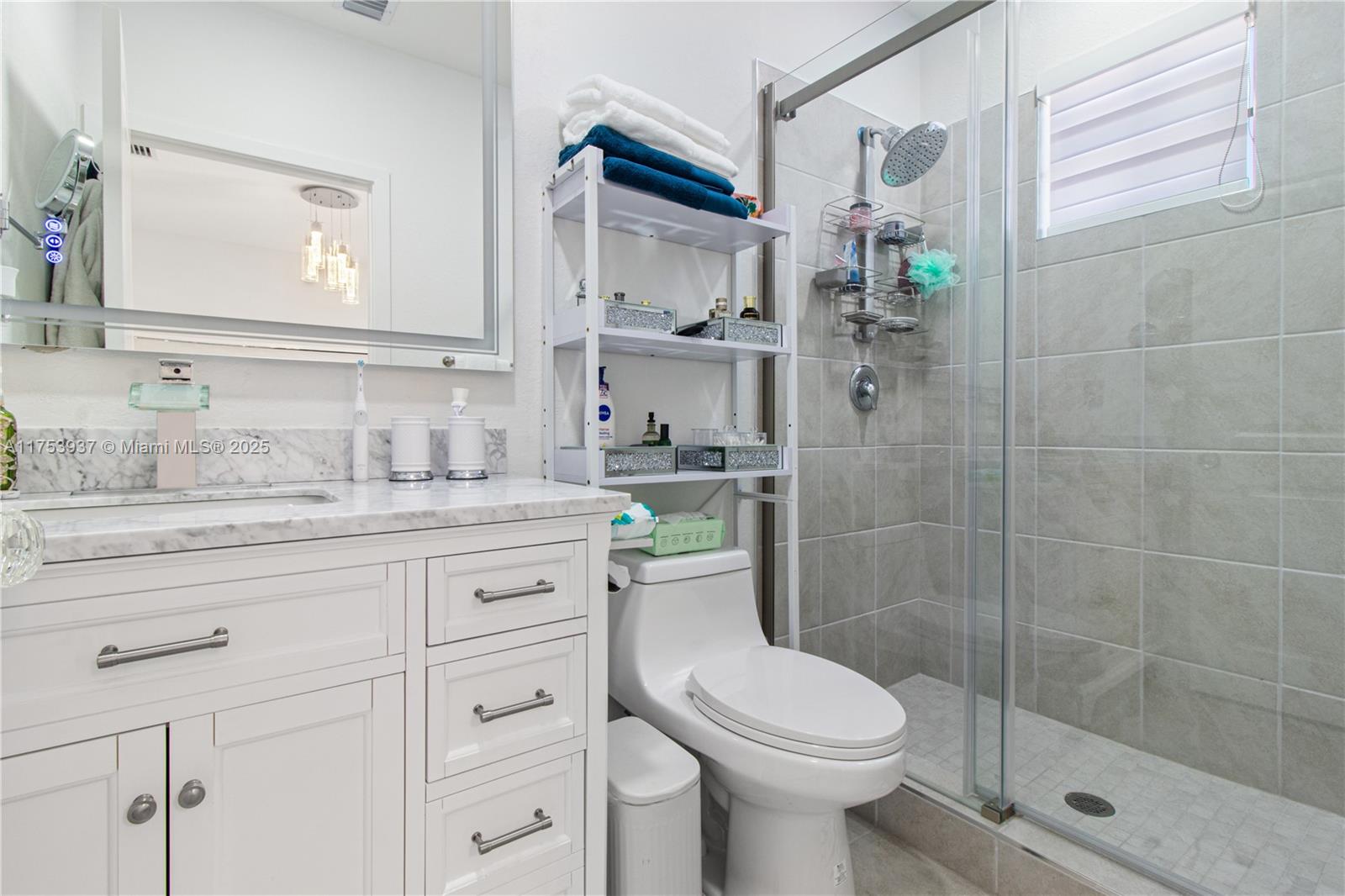 498 Ne 13th St 498 Property Photo 15