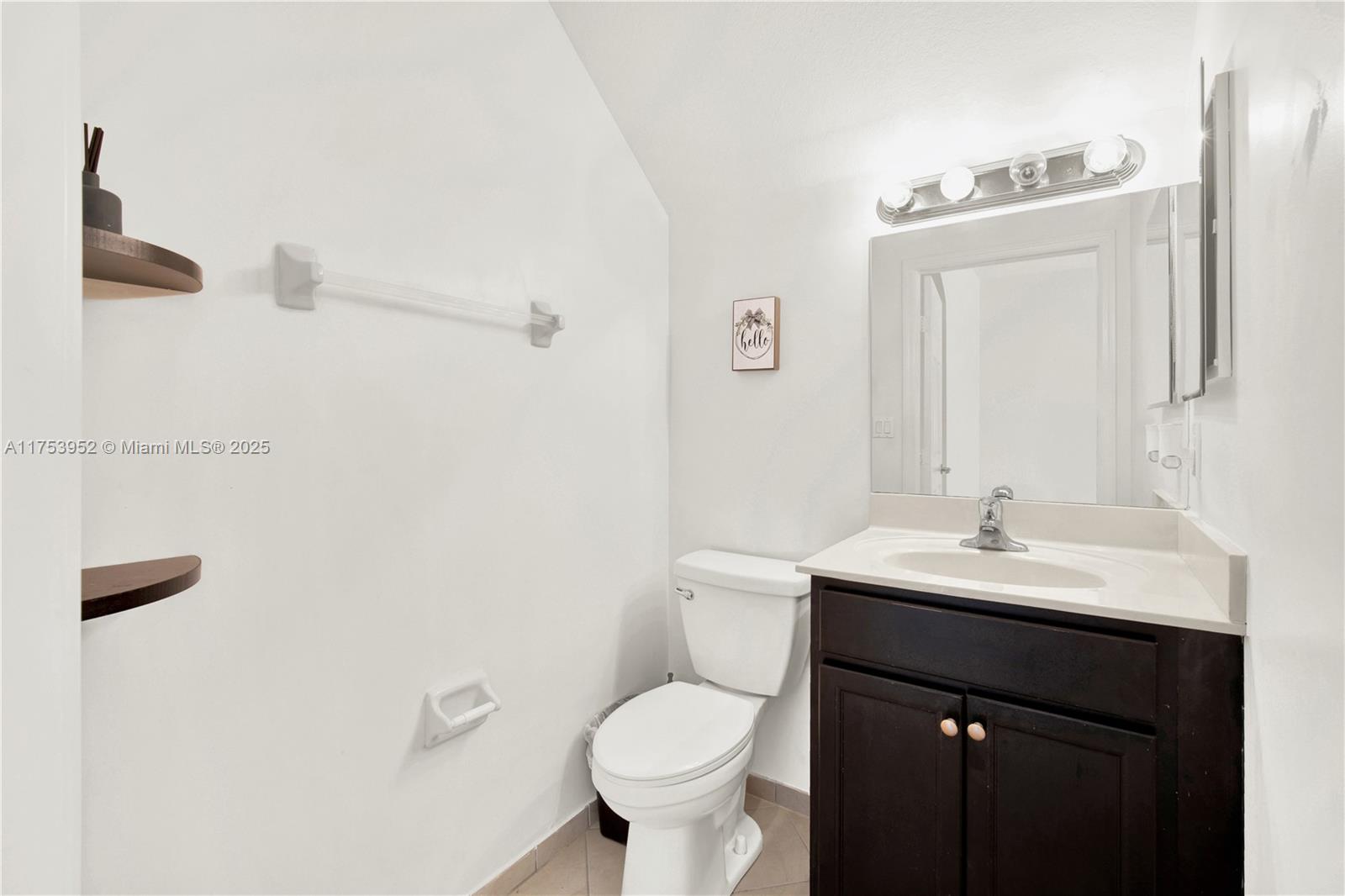 3208 Se 6th St 0 Property Photo 31