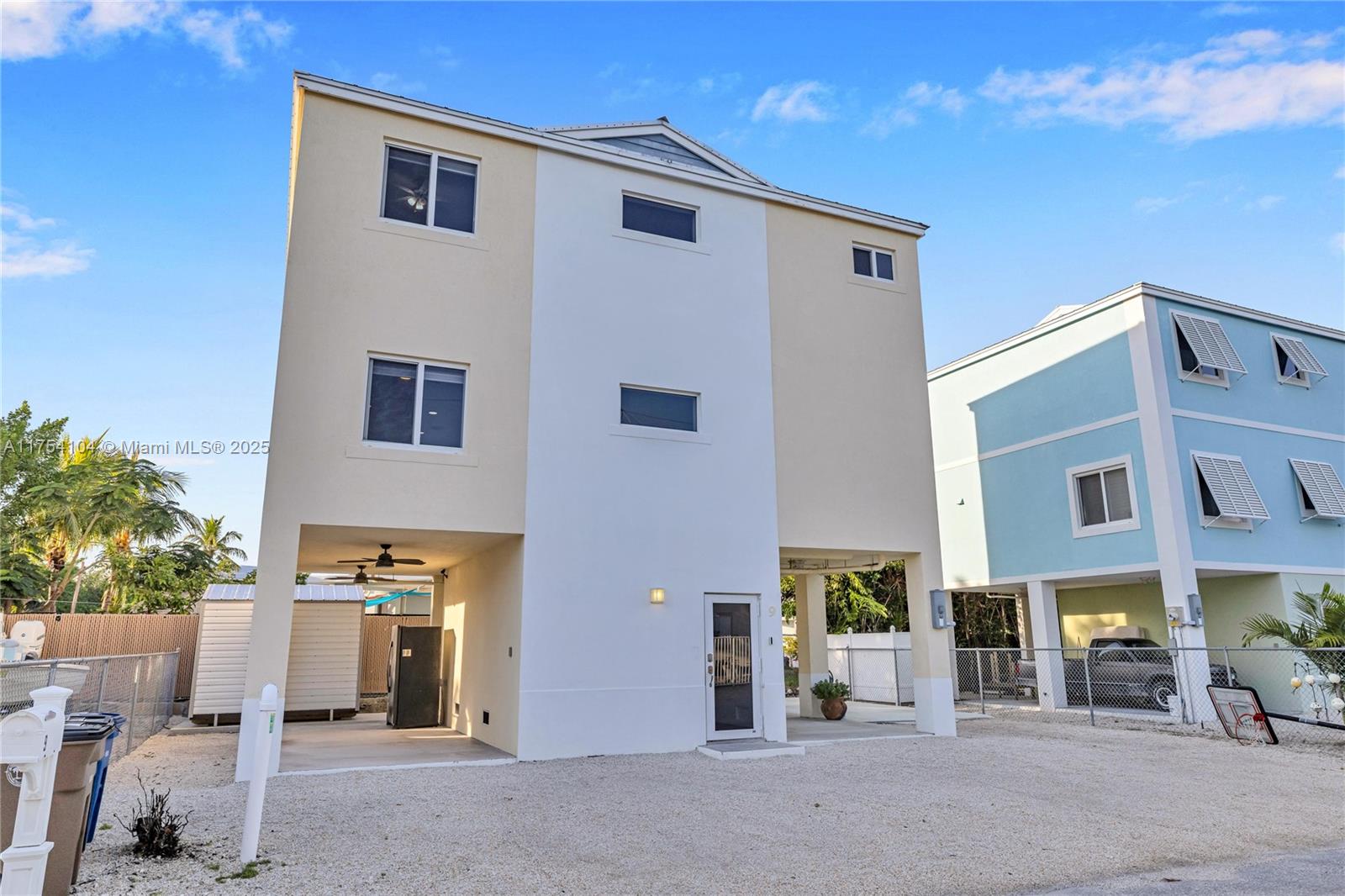 9 Gulf Dr Property Photo 2