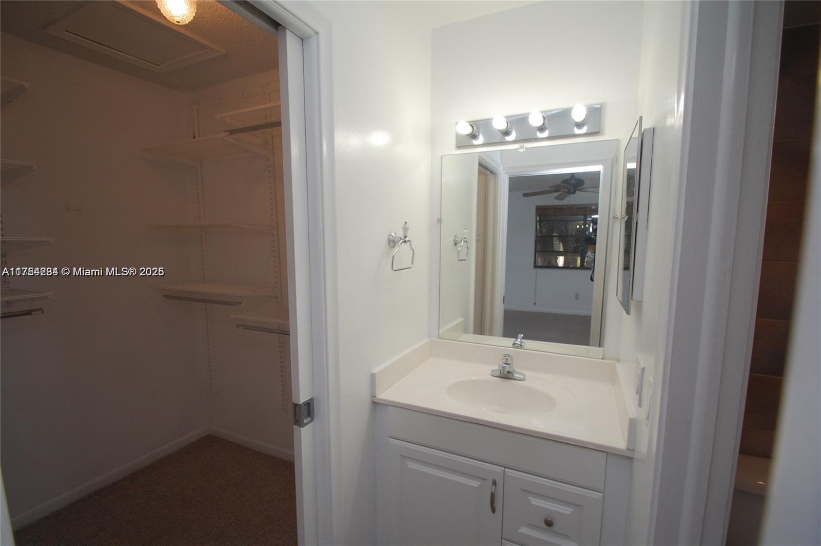 7935 Sw 86th St 823 Property Photo 6