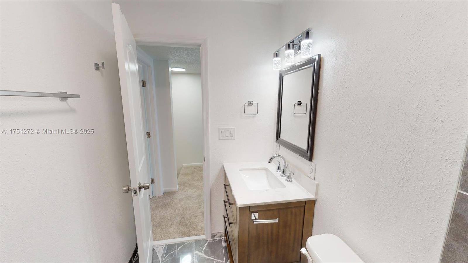 300 Ocean Drive 22 Property Photo 17