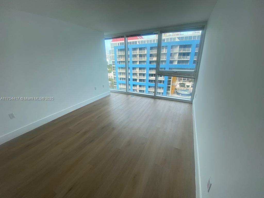 2101 Brickell Ave 1401 Property Photo 6