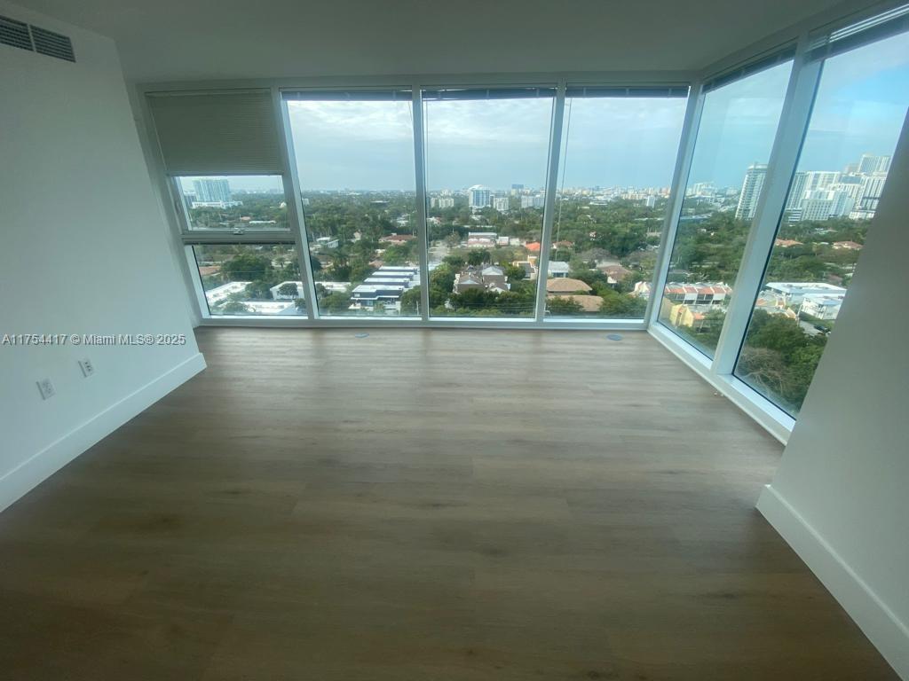 2101 Brickell Ave 1401 Property Photo 9