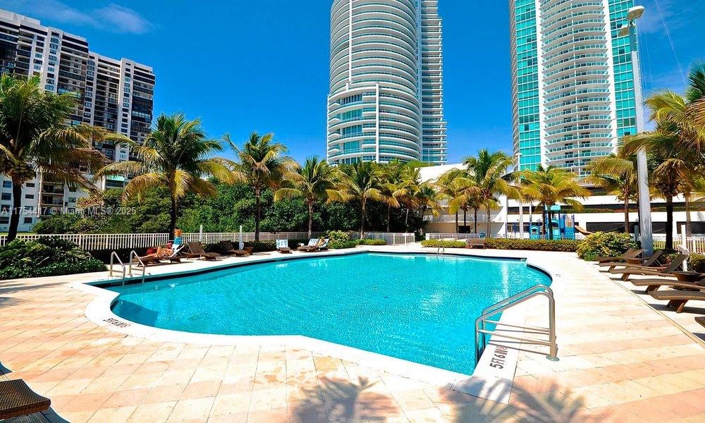 2101 Brickell Ave 1401 Property Photo 14