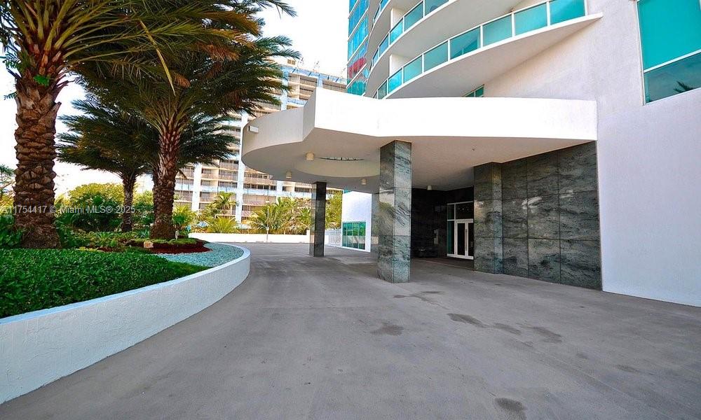 2101 Brickell Ave 1401 Property Photo 16