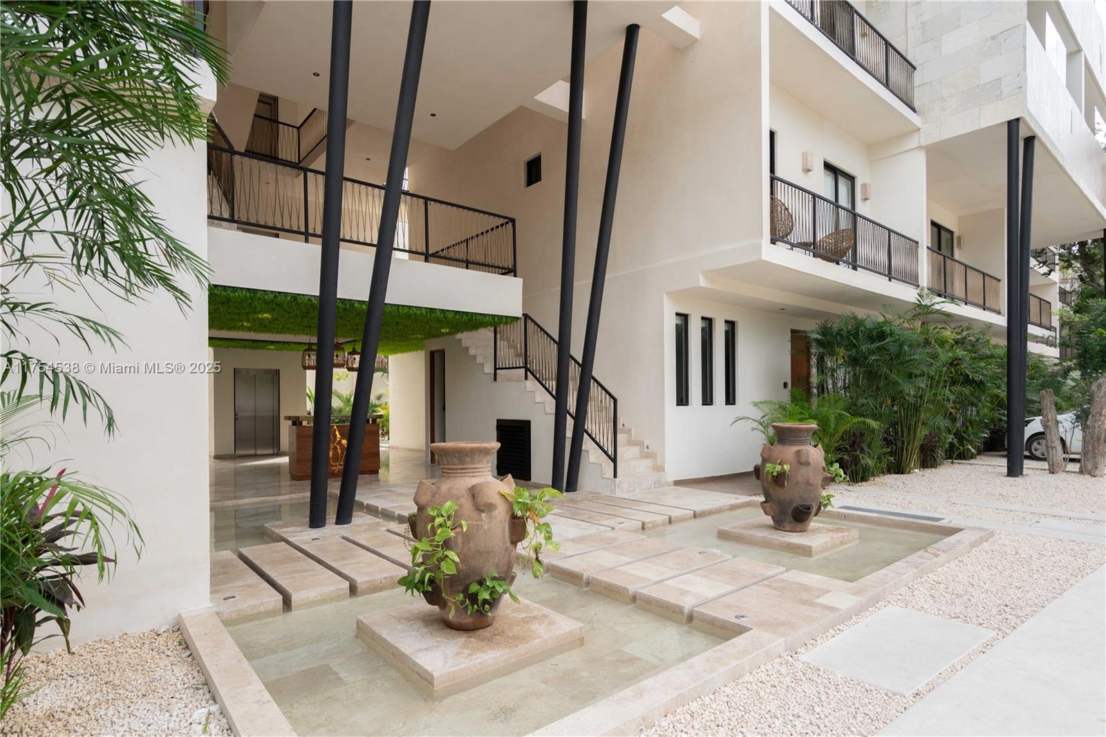 1 Ave Del Parque 25 Property Photo